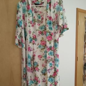 Floral maxi kimono
